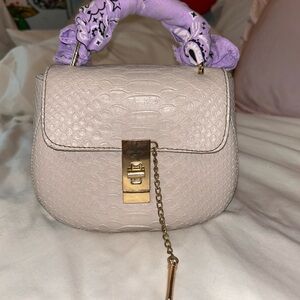 Elegant Cream Textured Crossbody Bag with Gold Hardware